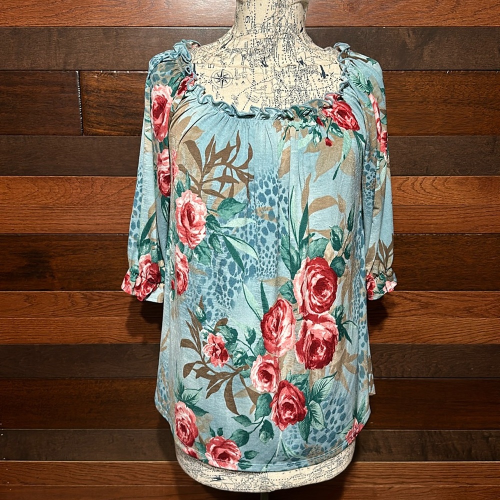 Sew In Love Deep Scoop Neck 3/4 Sleeve Teal Floral Blouse